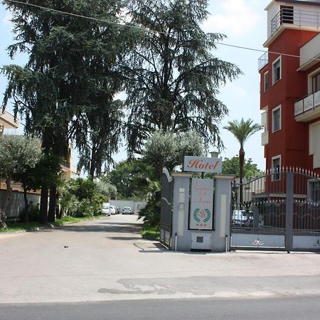 Hotel Il Giardino Degli Aranci نولا المظهر الخارجي الصورة