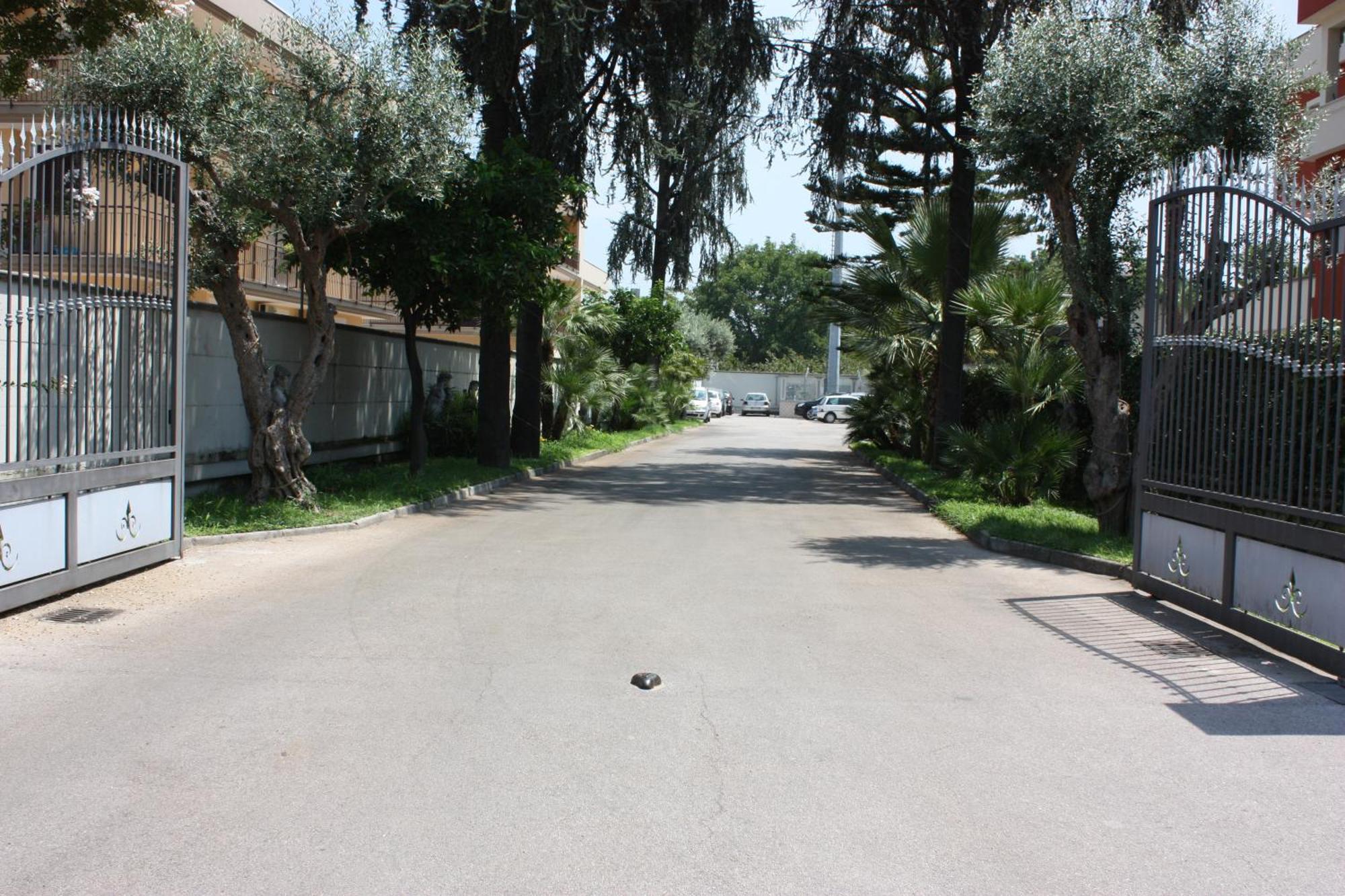 Hotel Il Giardino Degli Aranci نولا المظهر الخارجي الصورة