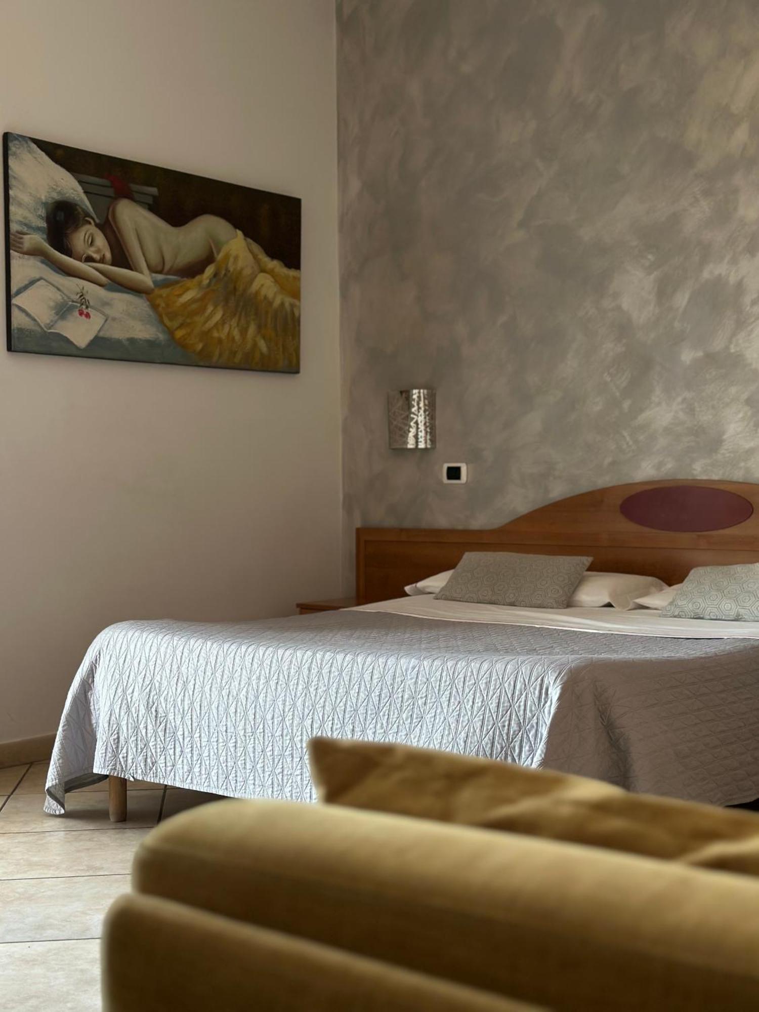 Hotel Il Giardino Degli Aranci نولا المظهر الخارجي الصورة