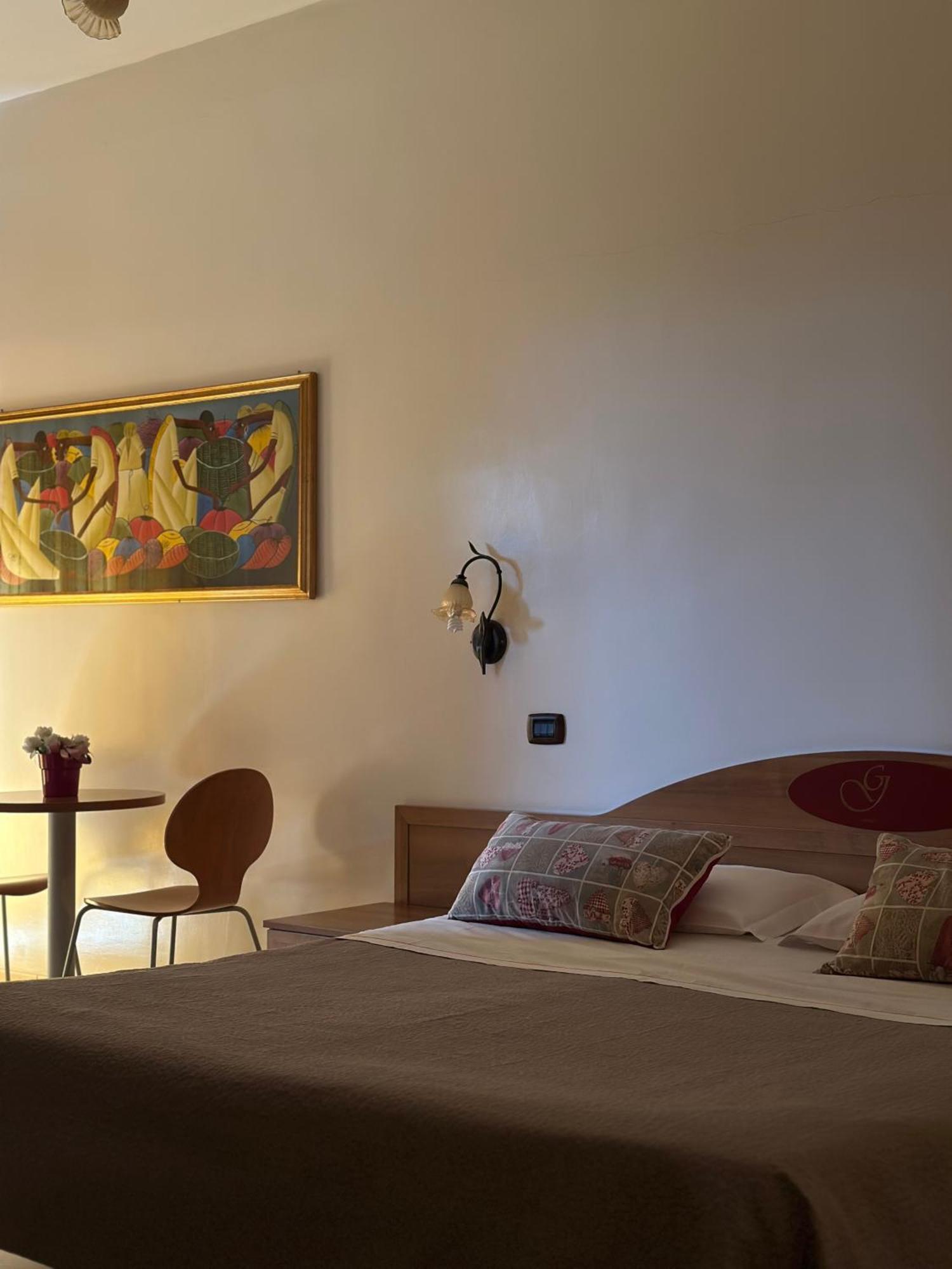 Hotel Il Giardino Degli Aranci نولا المظهر الخارجي الصورة