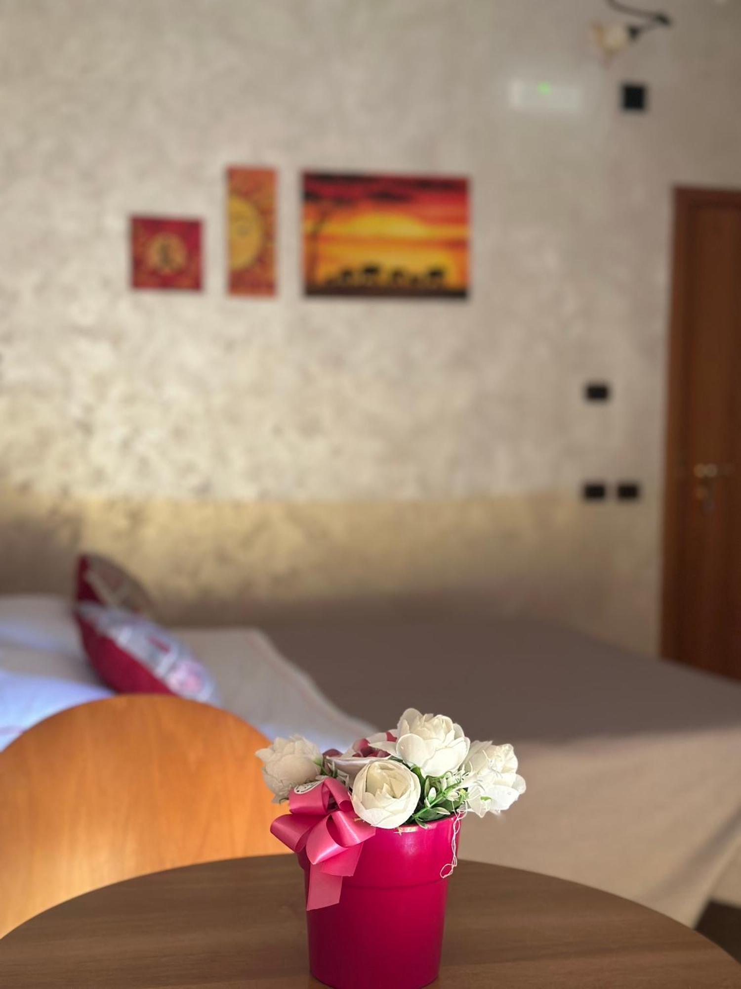 Hotel Il Giardino Degli Aranci نولا المظهر الخارجي الصورة
