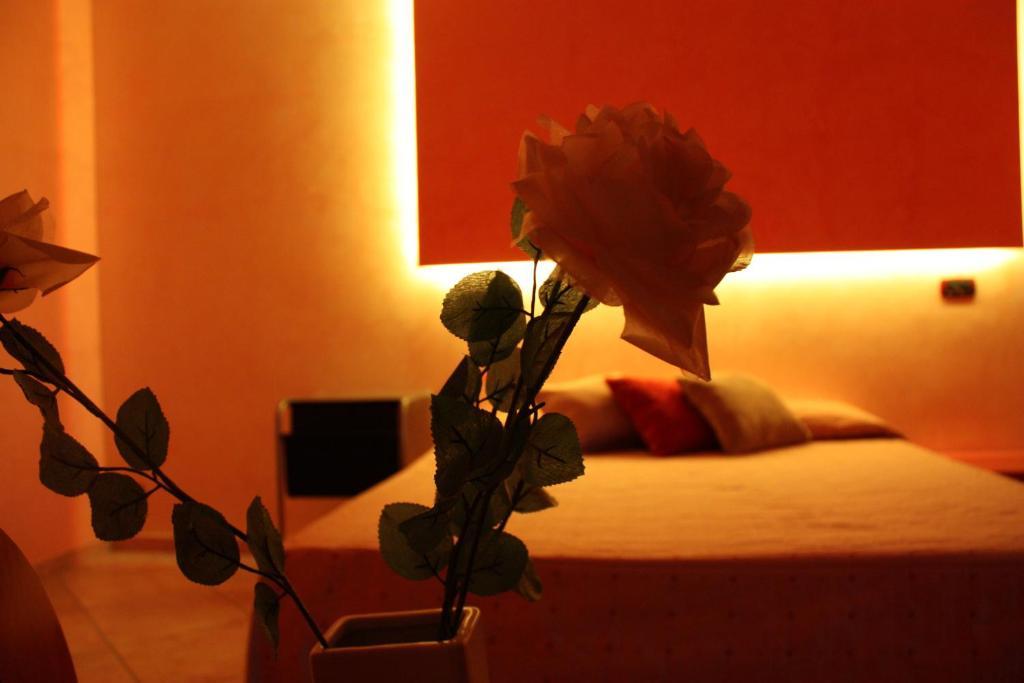 Hotel Il Giardino Degli Aranci نولا المظهر الخارجي الصورة