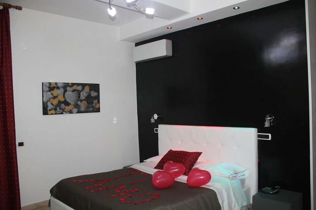 Hotel Il Giardino Degli Aranci نولا المظهر الخارجي الصورة