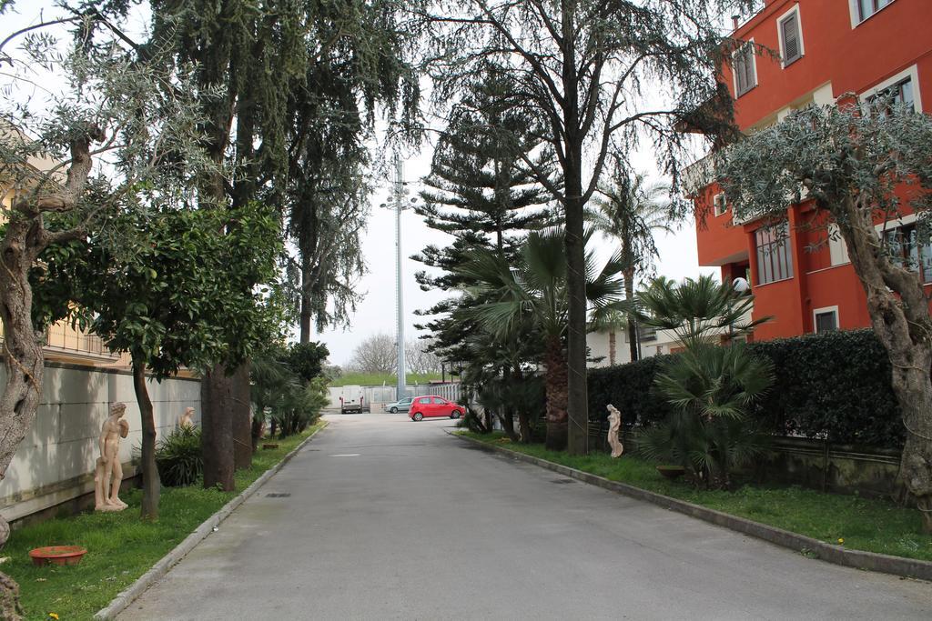 Hotel Il Giardino Degli Aranci نولا المظهر الخارجي الصورة